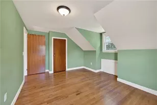 82 Parkside Ave, Pawtucket, RI 02861 - Photo 16