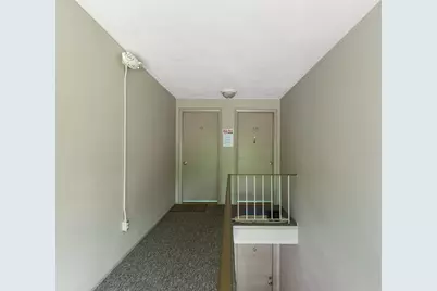 494 Putnam Pike #A9, Smithfield, RI 02828 - Photo 6
