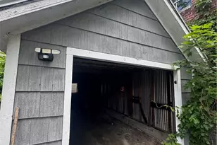 227 Rathbun St, Woonsocket, RI 02895 - Photo 28