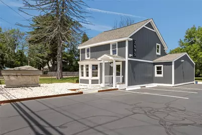 2695 Hartford Avenue, Johnston, RI 02919 - Photo 2
