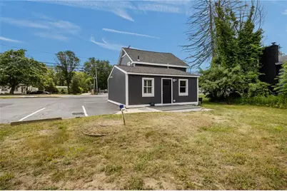 2695 Hartford Avenue, Johnston, RI 02919 - Photo 8