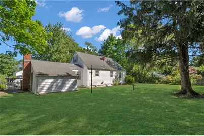 216 Riverside Avenue, Warwick, RI 02889 - Photo 28