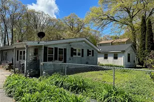 8 Buona Vista Ave, Johnston, RI 02919 - Photo 2