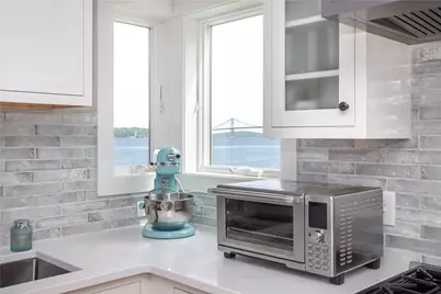 74 Therien Road, Portsmouth, RI 02871 - Photo 8