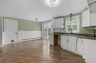 145 Crane St, Warwick, RI 02889 - Photo 10