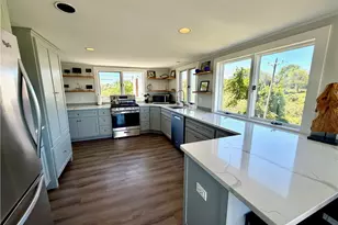 838 Center Rd, Block Island, RI 02807 - Photo 4