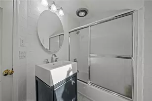 2 Lasalle Pl, Newport, RI 02840 - Photo 16