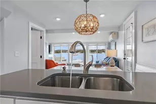 67 Cedar Ave, Portsmouth, RI 02871 - Photo 10
