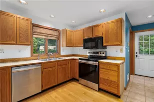 56 Lakeside Dr, Charlestown, RI 02813 - Photo 8