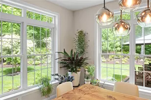 23 Crest Cir, Smithfield, RI 02917 - Photo 12
