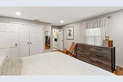 7 Meadowbrook Drive, Barrington, RI 02806 - Photo 24