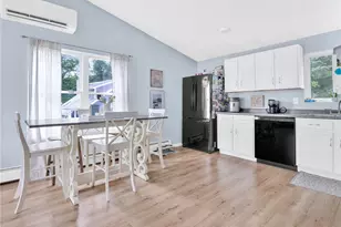 75 Canning St, Cumberland, RI 02864 - Photo 24