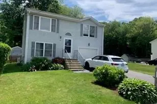 75 Canning St, Cumberland, RI 02864 - Photo 4