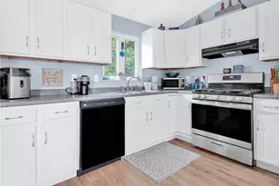 75 Canning St, Cumberland, RI 02864 - Photo 20