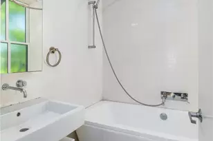96 Bowen St, Providence, RI 02906 - Photo 18