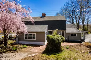 182 Hines Rd, Cumberland, RI 02864 - Photo 4