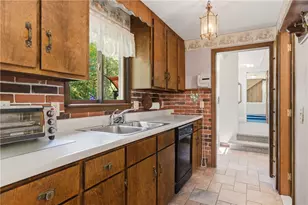 585 Reservoir Rd, Burrillville, RI 02859 - Photo 12