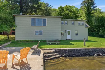 585 Reservoir Road, Burrillville, RI 02859 - Photo 4