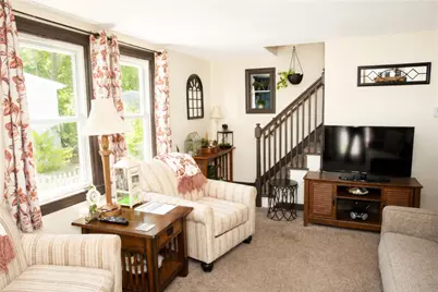 147 Pawtuxet Terrace, West Warwick, RI 02893 - Photo 6