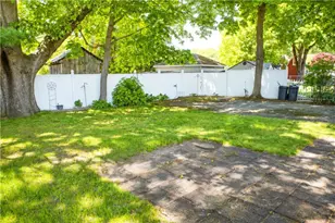 147 Pawtuxet Terrace, West Warwick, RI 02893 - Photo 36