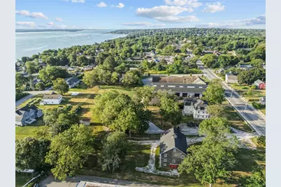 2967 East Main Road, Portsmouth, RI 02871 - Photo 12