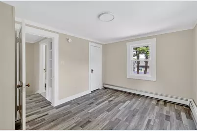 520 Providence Street, West Warwick, RI 02893 - Photo 18