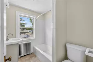 520 Providence St, West Warwick, RI 02893 - Photo 28