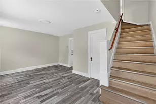 520 Providence St, West Warwick, RI 02893 - Photo 24