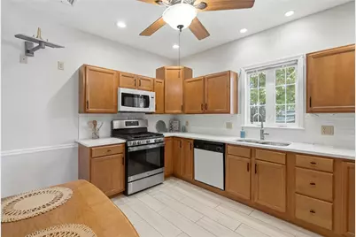 28 Fairview Avenue, Cumberland, RI 02864 - Photo 10
