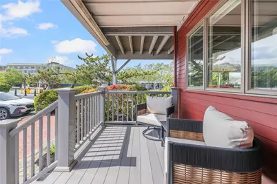 308 Swans Wharf Row, Newport, RI 02840 - Photo 4