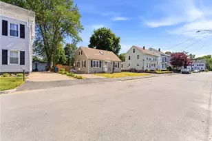 66 Union St, Lincoln, RI 02865 - Photo 4