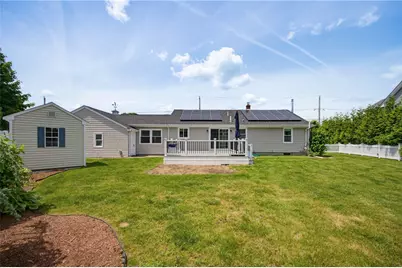 377 Kenyon Avenue, Pawtucket, RI 02861 - Photo 30