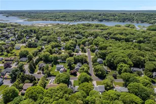 15 Secluded Dr, Narragansett, RI 02882 - Photo 48