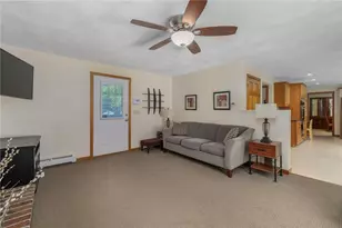 15 Secluded Dr, Narragansett, RI 02882 - Photo 6