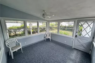 81 Ballston Ave, Pawtucket, RI 02861 - Photo 10