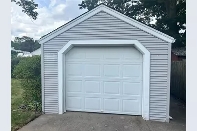 81 Ballston Avenue, Pawtucket, RI 02861 - Photo 4