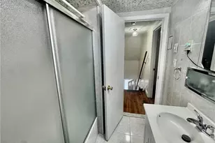 215 Roosevelt St, Providence, RI 02909 - Photo 12