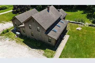 1861 East Main Road, Portsmouth, RI 02871 - Photo 32