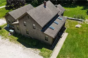 1861 E Main Rd, Portsmouth, RI 02871 - Photo 32