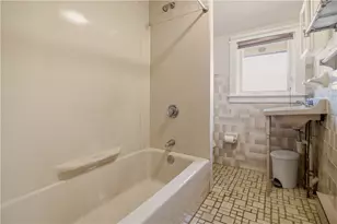 1861 E Main Rd, Portsmouth, RI 02871 - Photo 26