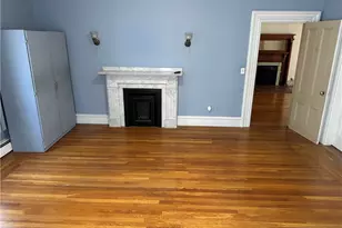 35 Dover St, Providence, RI 02908 - Photo 10