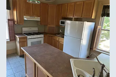 35 Dover Street, Providence, RI 02908 - Photo 22