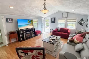 36 Pettaquamscutt Lake Rd, Narragansett, RI 02874 - Photo 1
