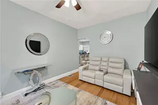 15 Armington St St, Providence, RI 02908 - Photo 8
