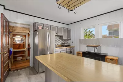 60 Cottage Avenue, Portsmouth, RI 02871 - Photo 16