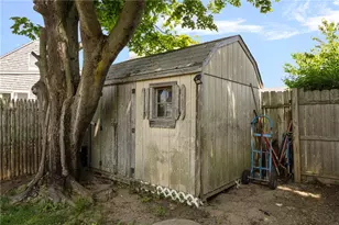 60 Cottage Ave, Portsmouth, RI 02871 - Photo 42