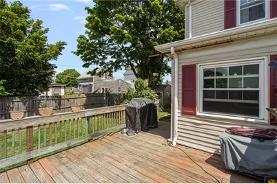 60 Cottage Avenue, Portsmouth, RI 02871 - Photo 36