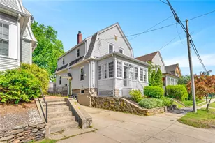 1058 Narragansett Blvd, Cranston, RI 02905 - Photo 2