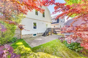 1058 Narragansett Blvd, Cranston, RI 02905 - Photo 26