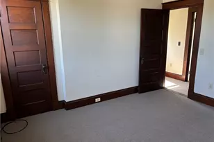 35 Oak St, Westerly, RI 02891 - Photo 6
